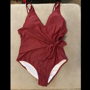 EUC Cupshe Maroon Scooper Back One-Piece Swimsuit L